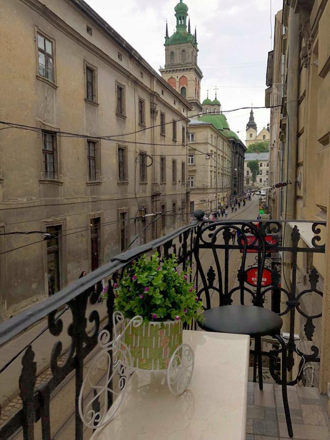Lux Apartment Ruska 利沃夫 外观 照片